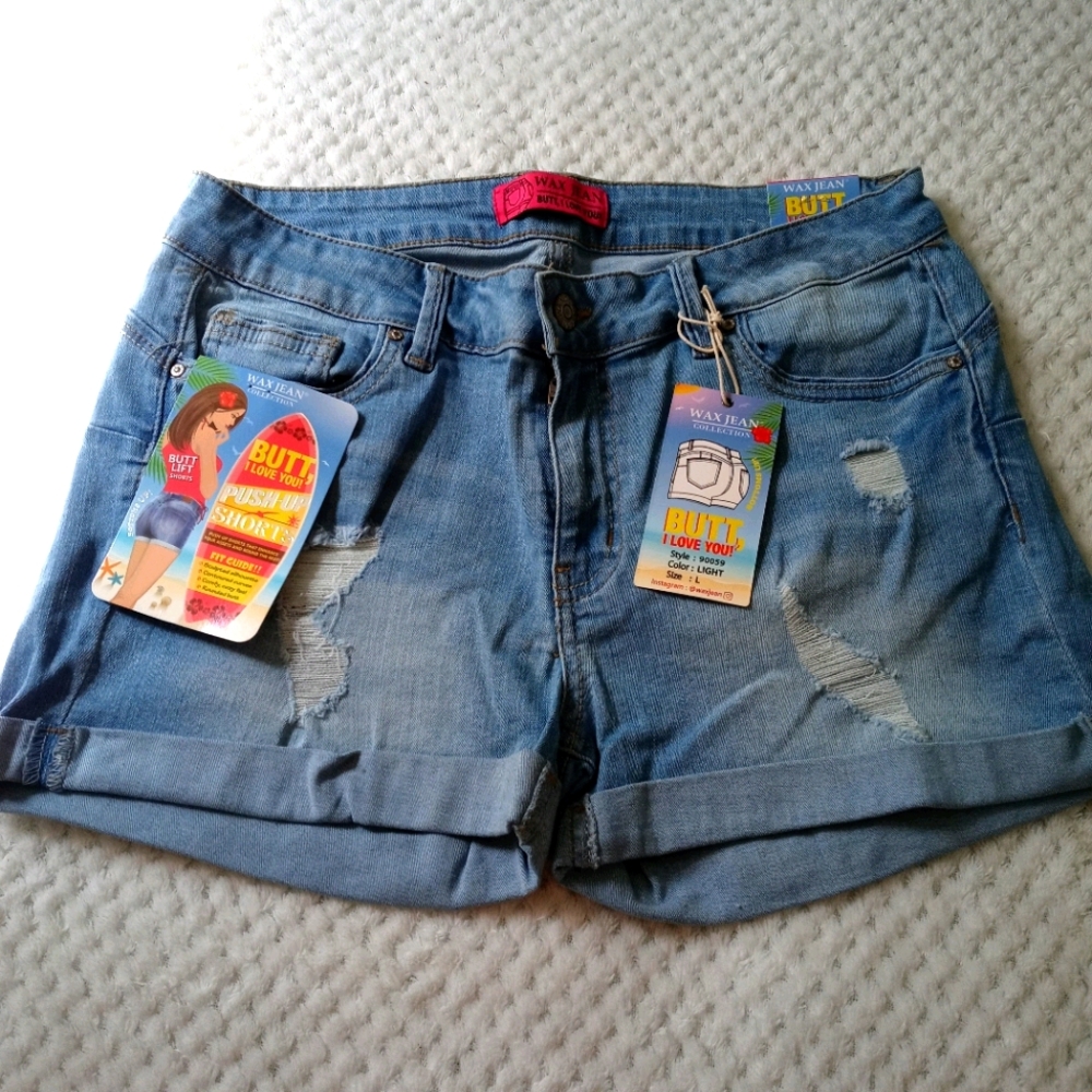 Booty lifting shorts!